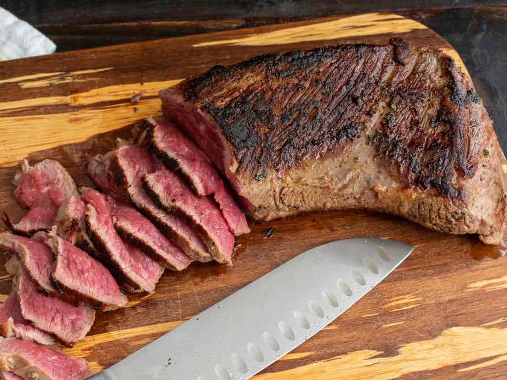 Trip-Tip Flank Steak (2 lbs)